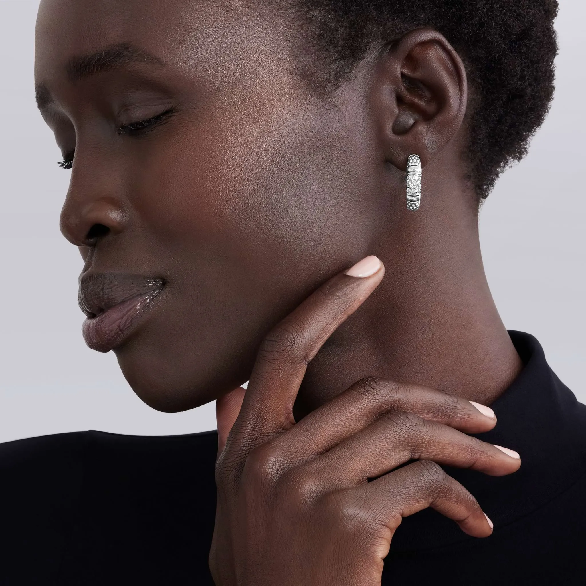 Signature Caviar Caviar Diamond Hoop Earrings