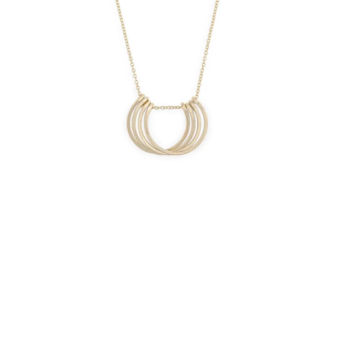 Small Honey Petals Necklace in Gold Filled