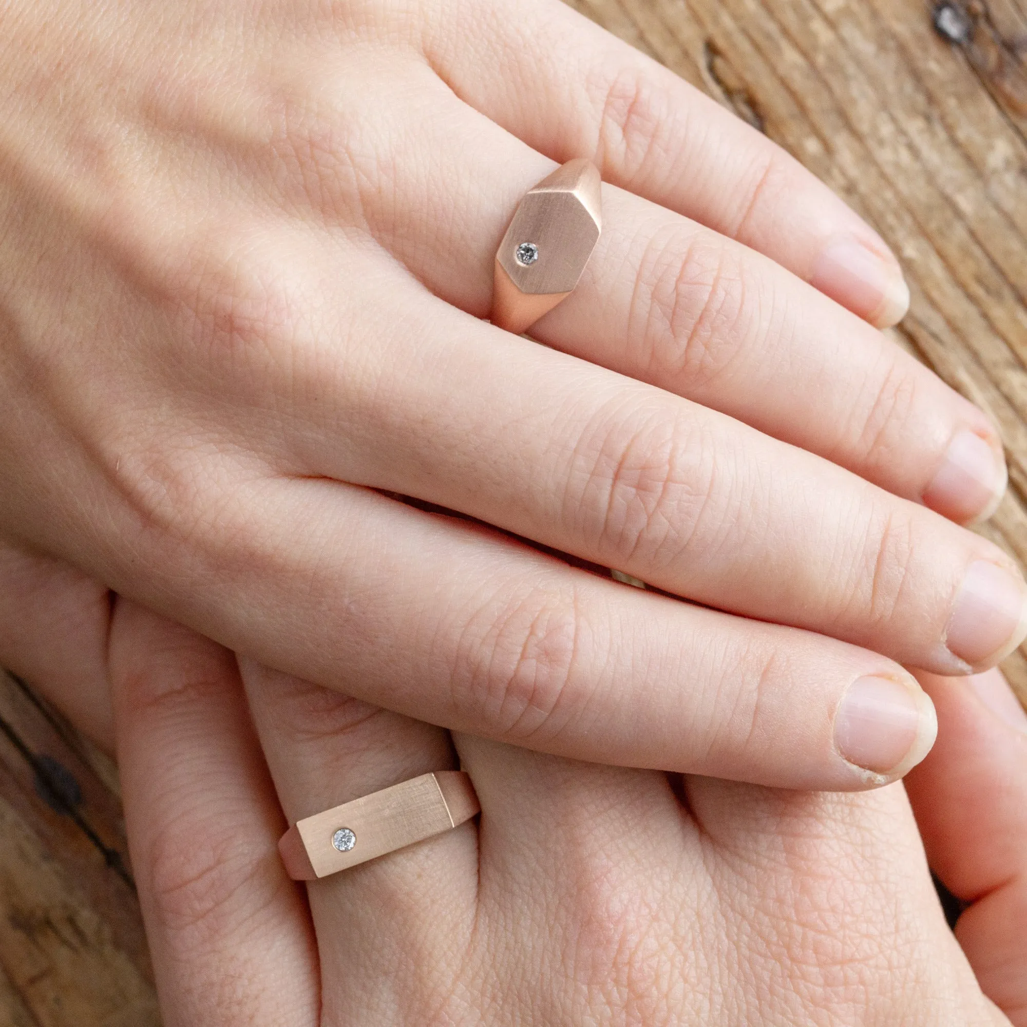 The Lune White Diamond Signet Ring | 14K Rose Gold