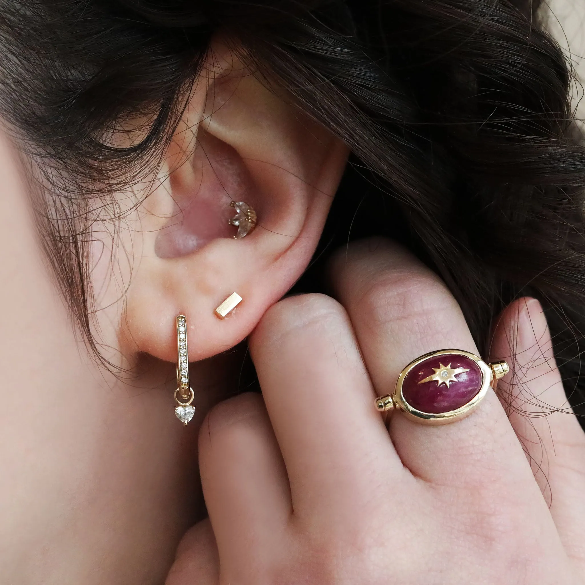 The "Sophia" 14 Karat Gold Bar Stud
