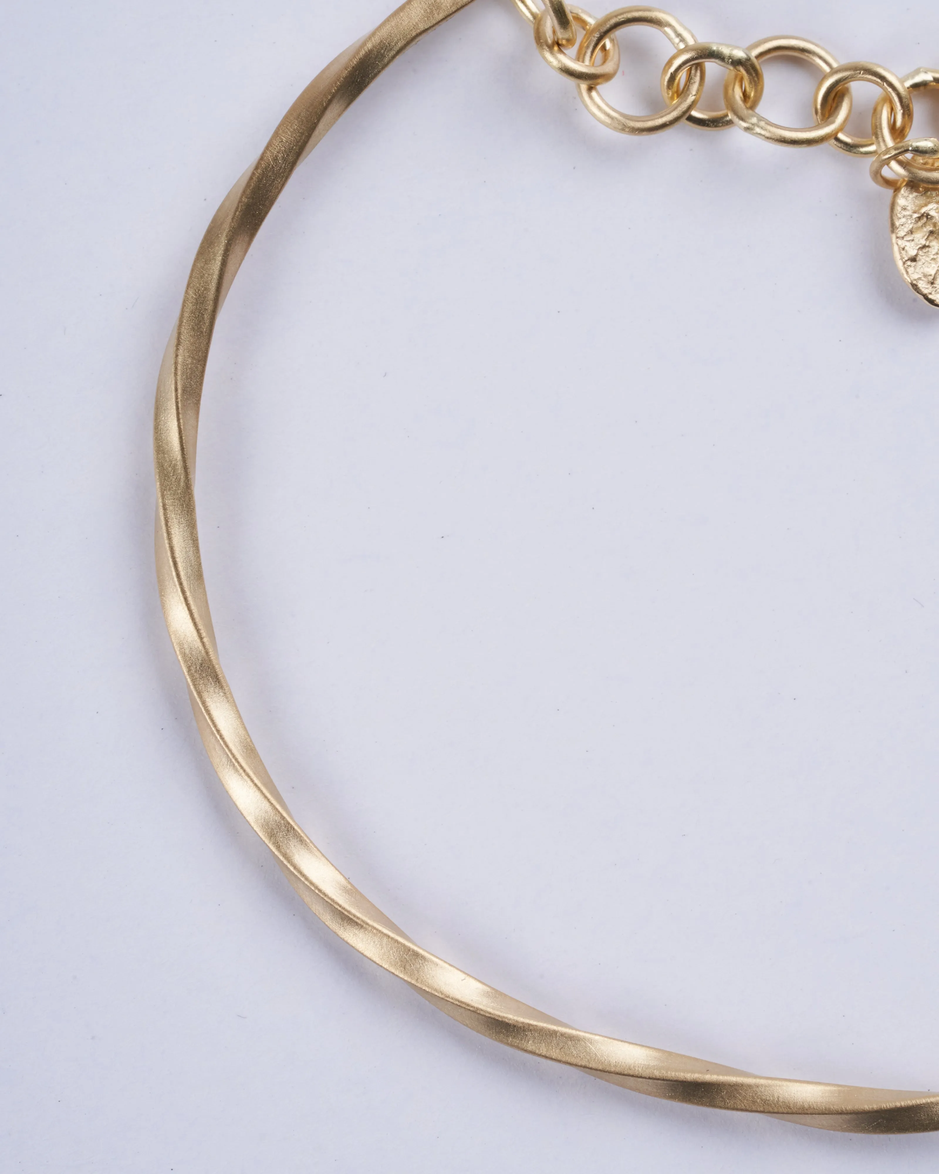 thin bias cuff 18k yg - gold