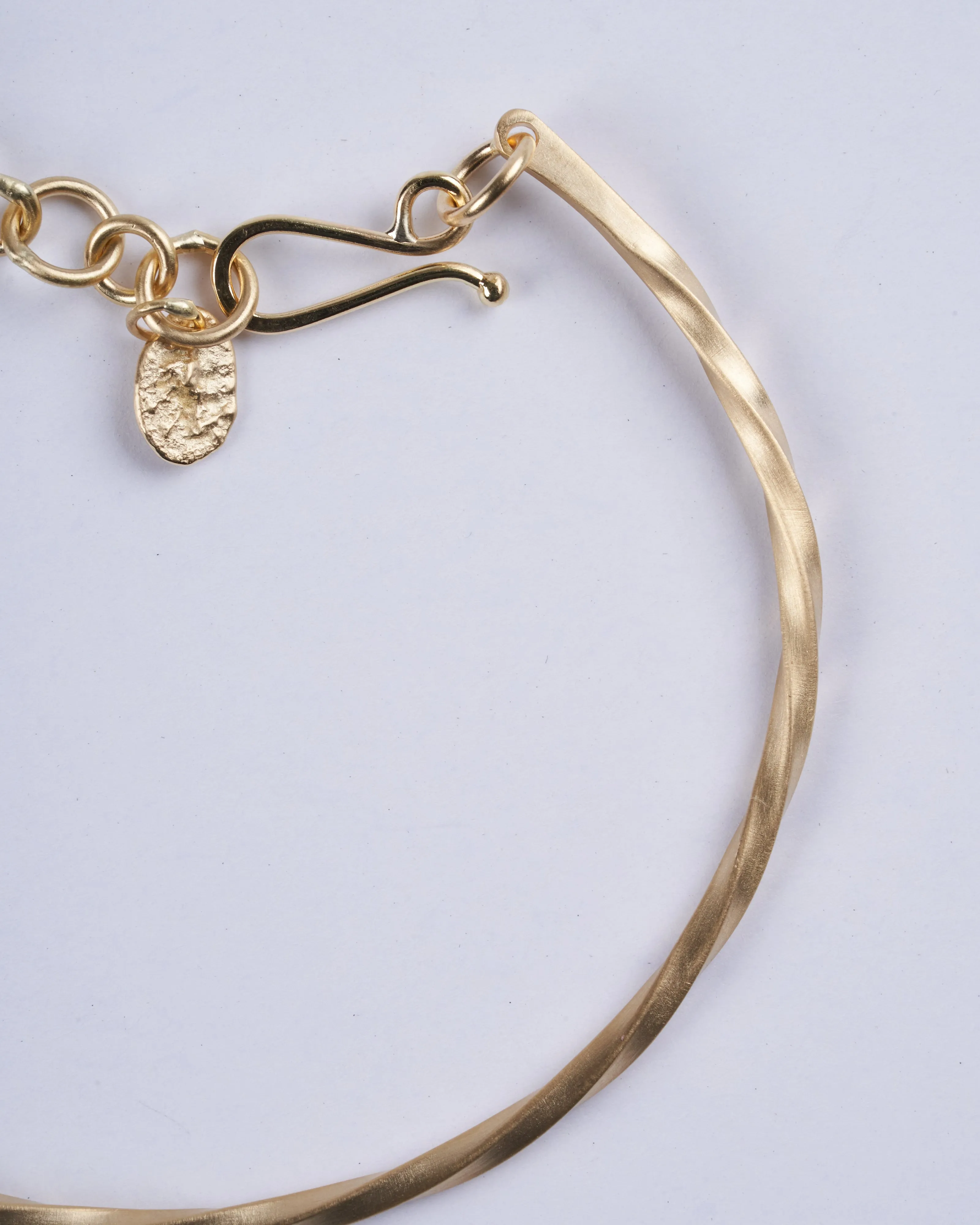 thin bias cuff 18k yg - gold