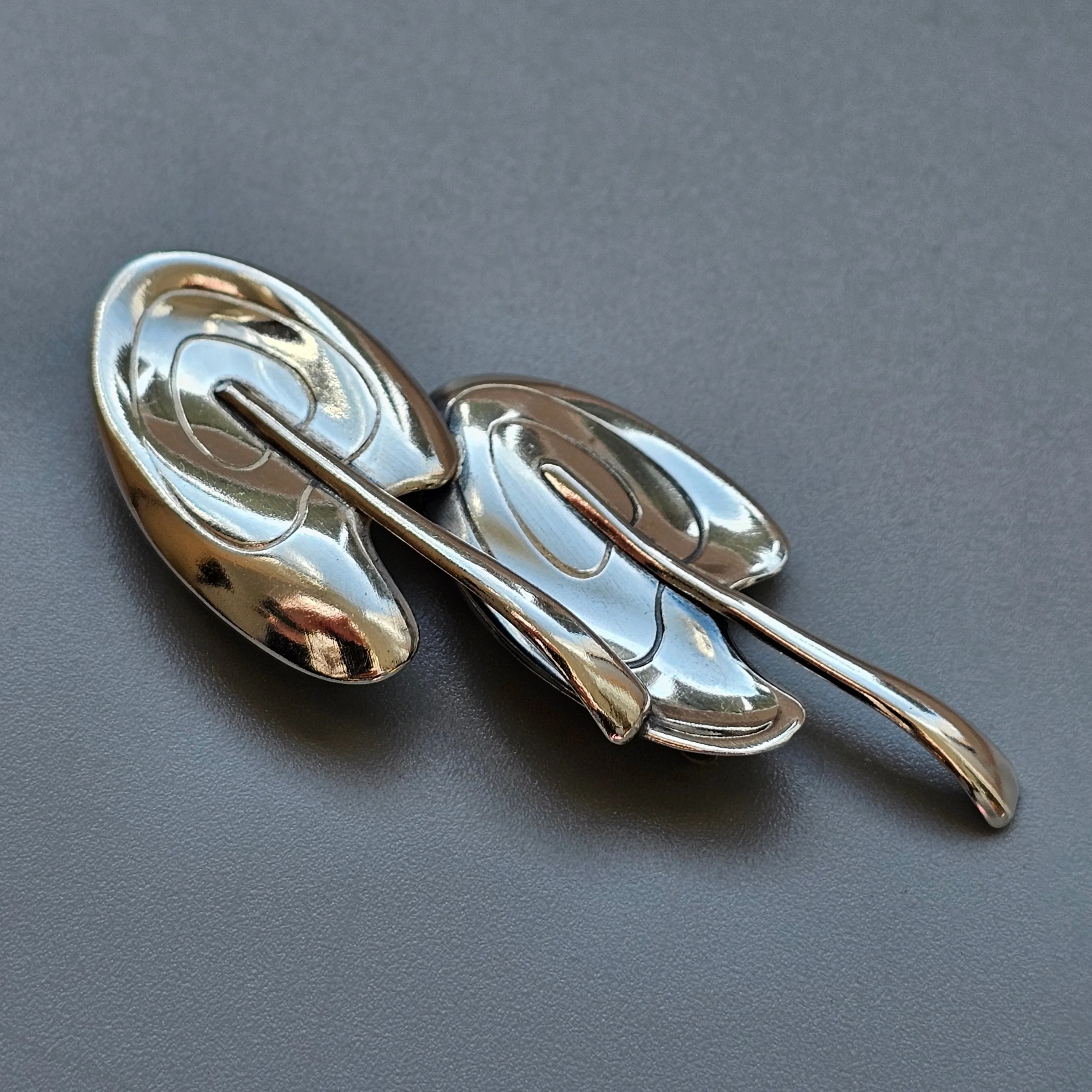 Vintage 1960s Finnish Modernist Silver Double Leaf Brooch by Elis Kauppi, Kupittaan Kulta
