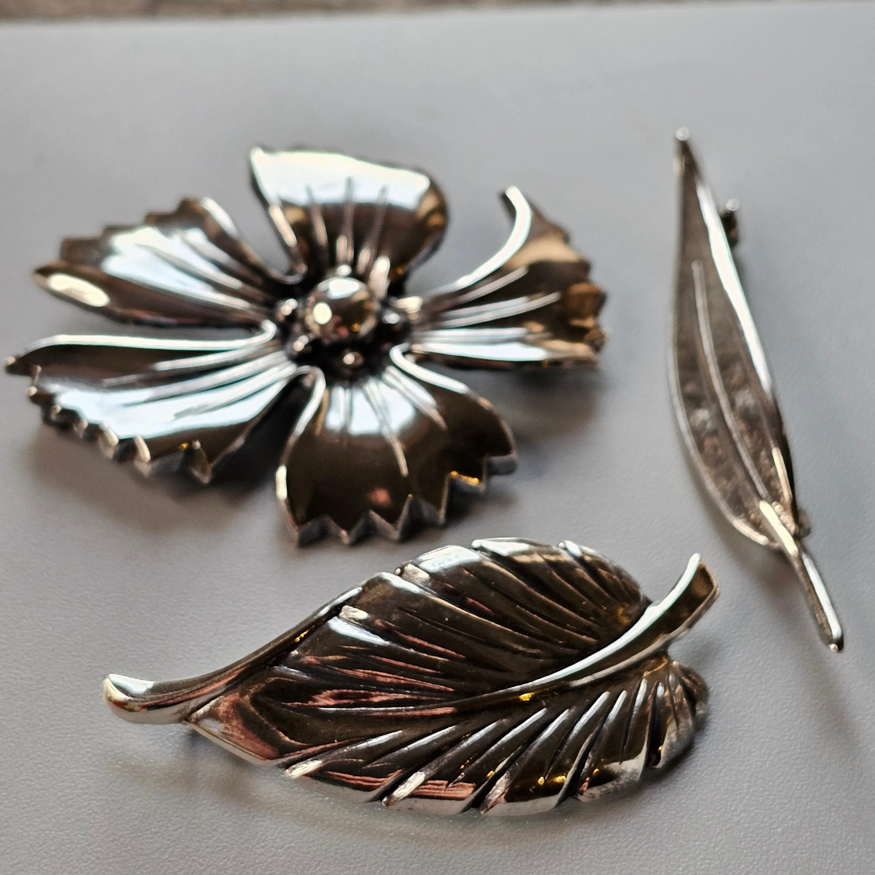 Vintage Silver Brooch Collection - Modernist & Floral Designs