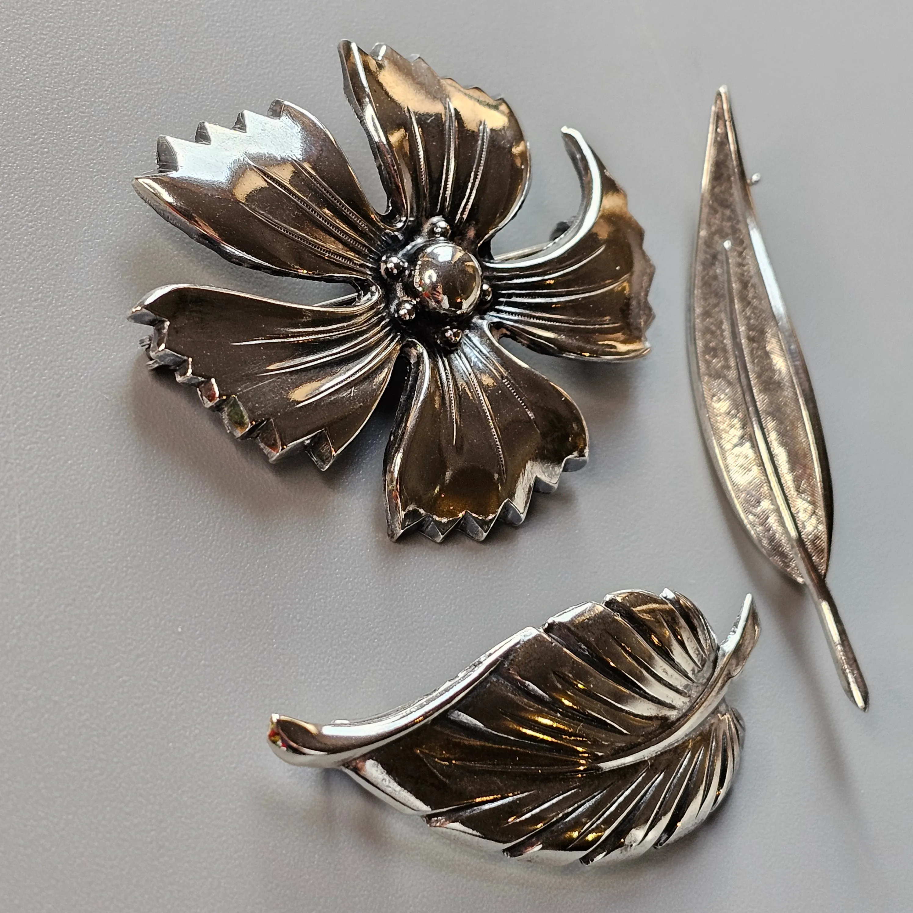 Vintage Silver Brooch Collection - Modernist & Floral Designs